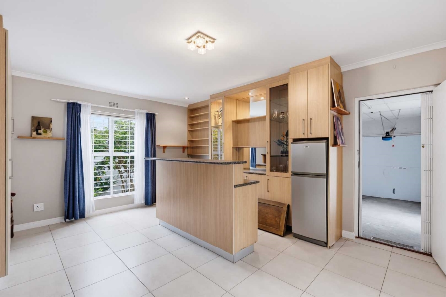 4 Bedroom Property for Sale in Sunningdale Western Cape